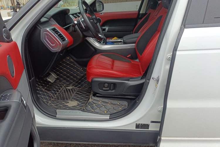 Used Land Rover Range Sport 2019 3.0 SC V6 HSE DYNAMIC Left Front Seat