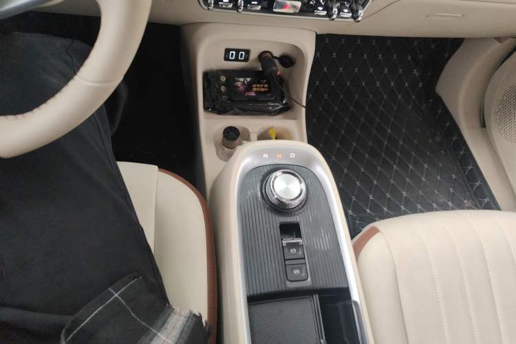 Used ORA Good Cat 2021 400km Standard Range Venus Edition Lithium-Ion Battery Gear Lever