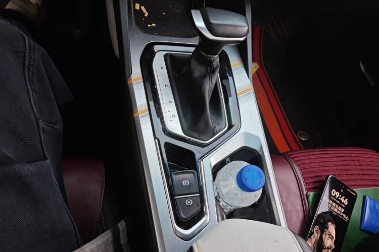 Used Geely Auto Emgrand L 2022 1.4T CVT Flagship Edition Gear Lever