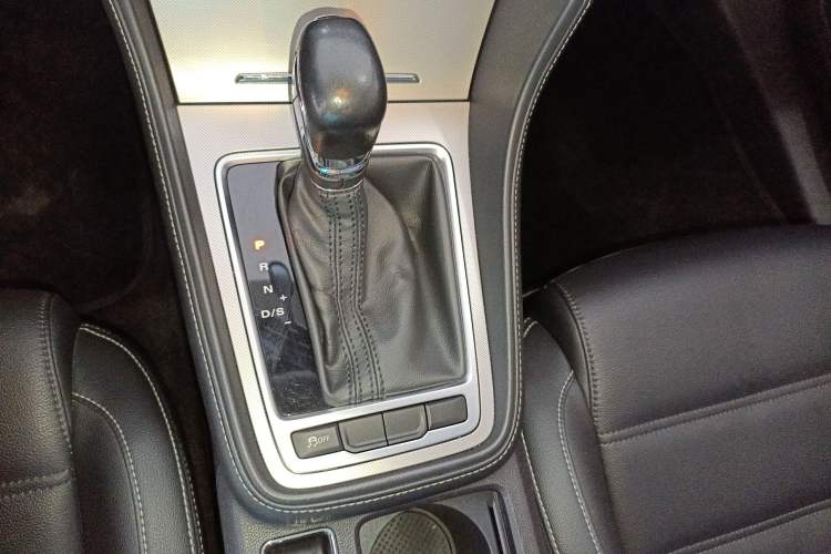 Used MG 6 2017 20T Automatic Luxury Smart Connect Version China V Standard
