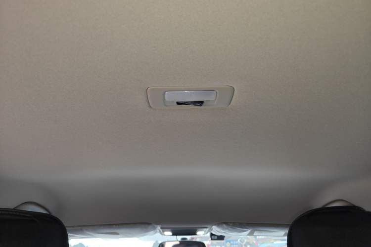 Used Honda Vezel 2025 1.5L CVT Comfort Edition
