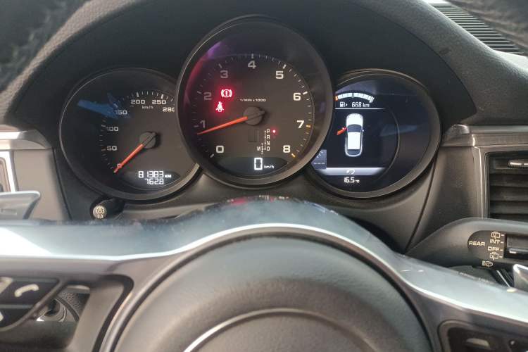 Used Porsche Macan 2017 Macan 2.0T Instrument Cluster