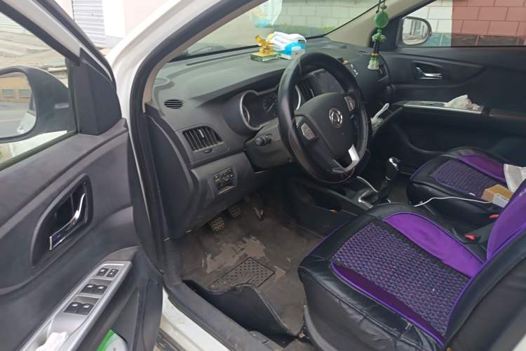 Used Dongfeng Aeolus AX3 2016 1.5L Manual Shangkue Model Driver Seat