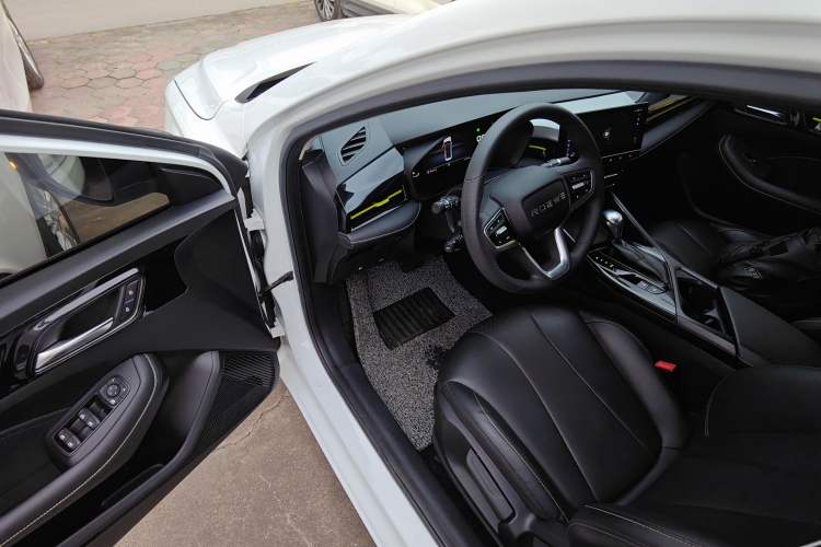 Used Roewe i5 2021 Revised Version 1.5L CVT Diamond Edition