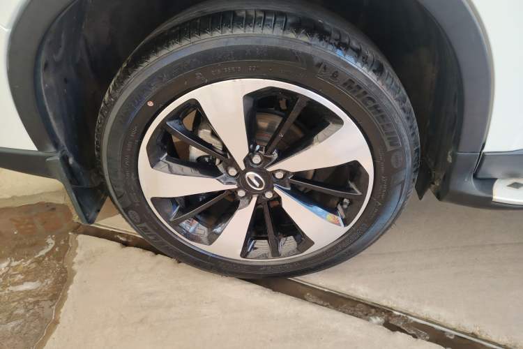 Used GAC Trumpchi GS4 2018 235T Automatic Two-Wheel Drive Luxury Smart Connectivity Millionth Anniversary Edition Exterior 5