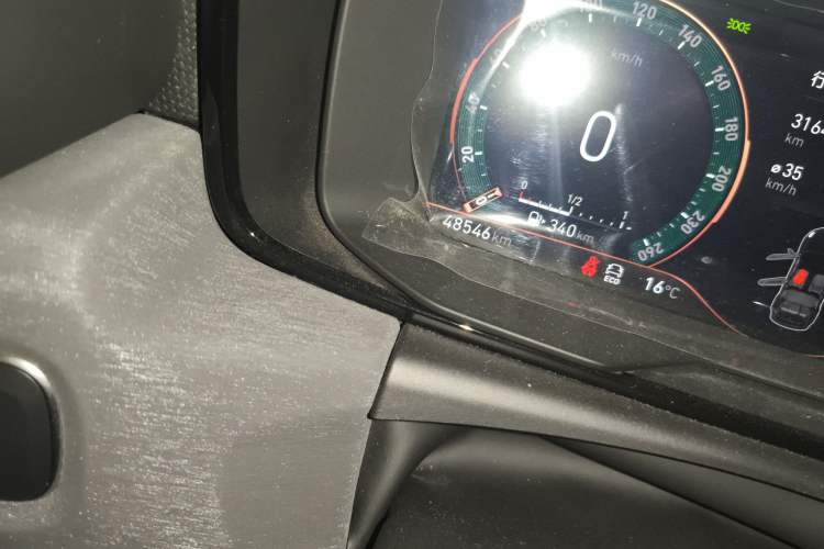 Used Lynk & Co 02 2021 1.5TD DCT Two-Wheel Drive Zhaoyao Plus Odometer Close Up