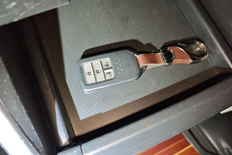 Used Honda Elysion 2016 2.4L Luxury Edition
