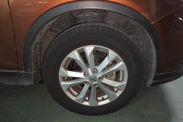 Used Nissan X-Trail 2014 2.5L CVT Luxury Edition 4WD
