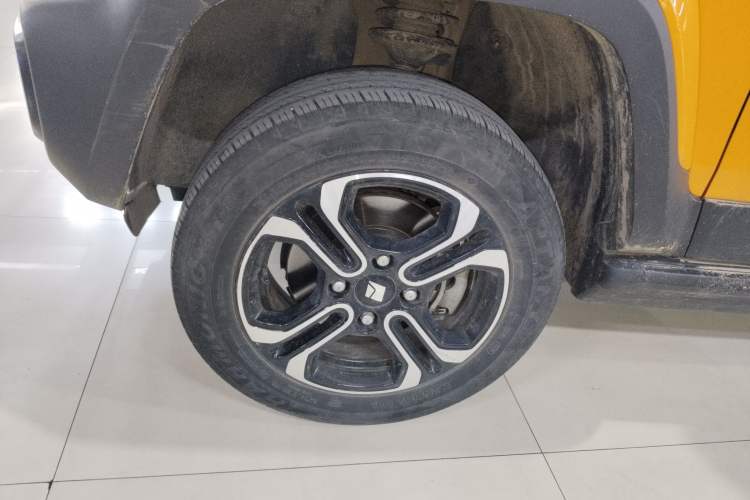 Used Baojun Spark 2023 Flagship Edition Left Front Wheel Hub