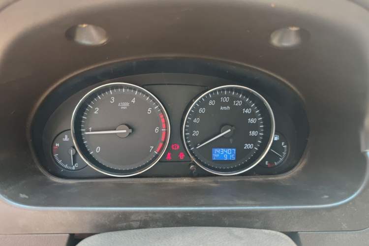 Used BAIC Weiwang M30 2015 1.5L Basic Version DAM15 Instrument Cluster