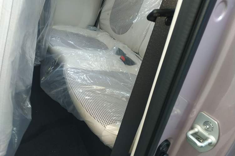 Used Bestune Pony 2026 Model 222km Cute Horse Plus Interior 4