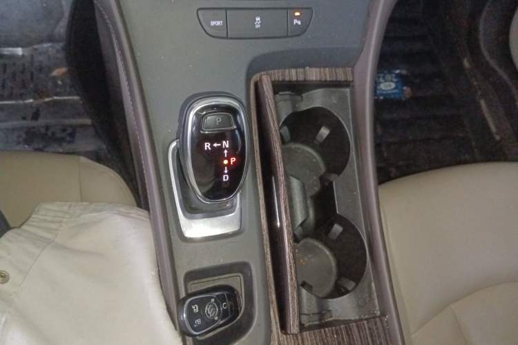 Used Buick LaCrosse 2016 20T Leading Model Gear Lever