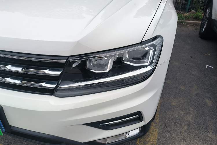 Used Volkswagen Tiguan L 2019 Updated Version 330TSI Automatic Two-Wheel Drive Panoramic Comfort Edition China VI Standard