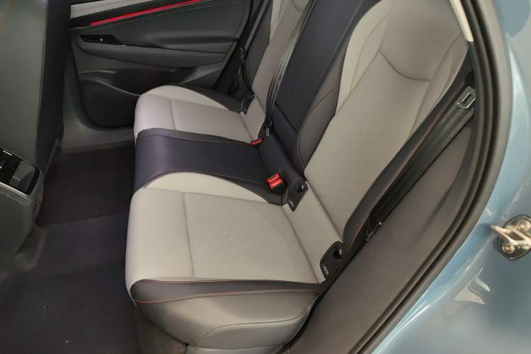 Used Volkswagen ID.7 VIZZION 2024 AIR model