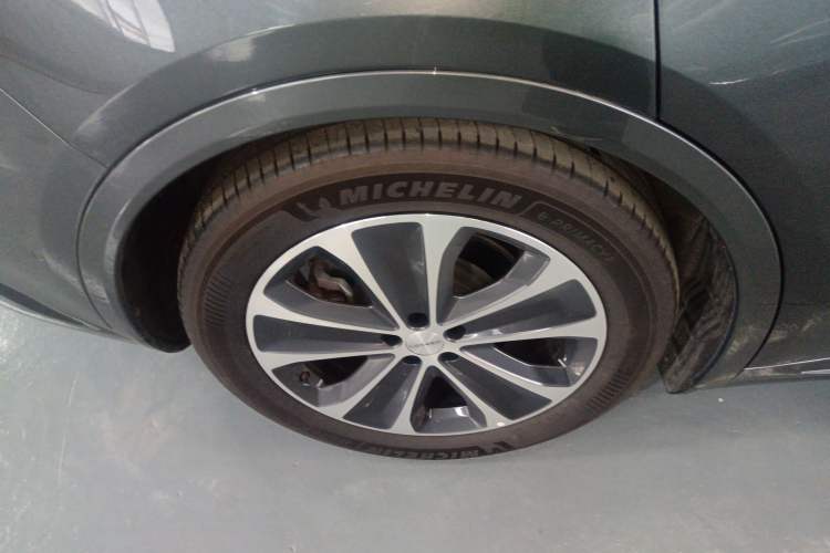 Used Hima Luxeed R7 2025 Range-Extended Version 251 km Max