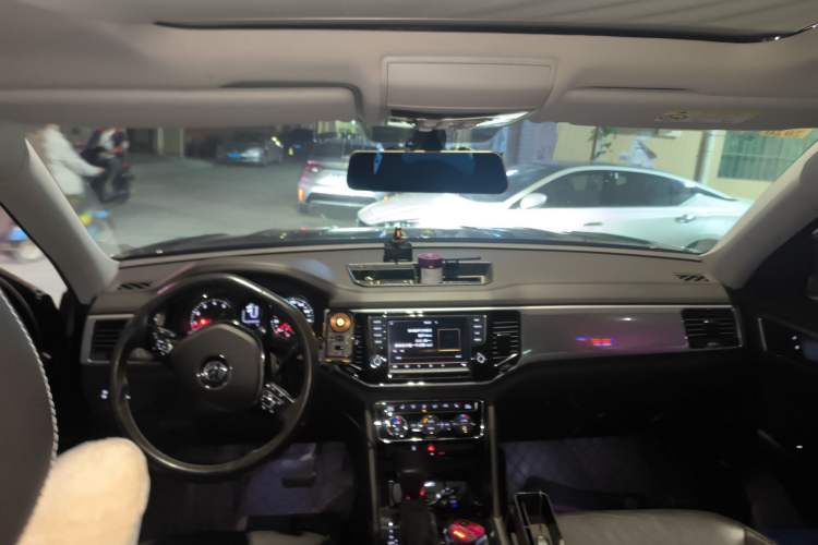 Used Volkswagen Teramont 2017 330TSI Two-Wheel-Drive Luxury Edition