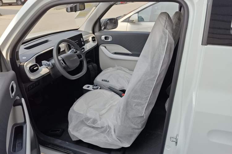 Used Geely Galaxy Panda 2025 210 km – Yuanqi Bear
