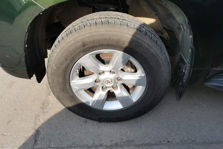 Used Toyota Prado 2016 2.7L Automatic Standard Edition Exterior 4