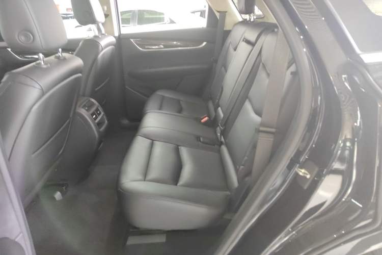 Used Cadillac XT5 2018 25T Luxury Model
