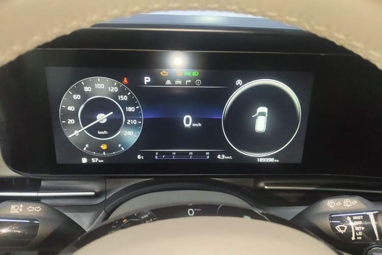 Used Kia Carnival 2021 2.0T Luxury Edition