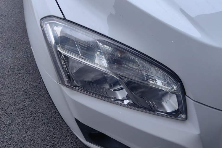 Used Chevrolet Trax 2016 1.4T Automatic Two-Wheel Drive Comfort Version with Sunroof