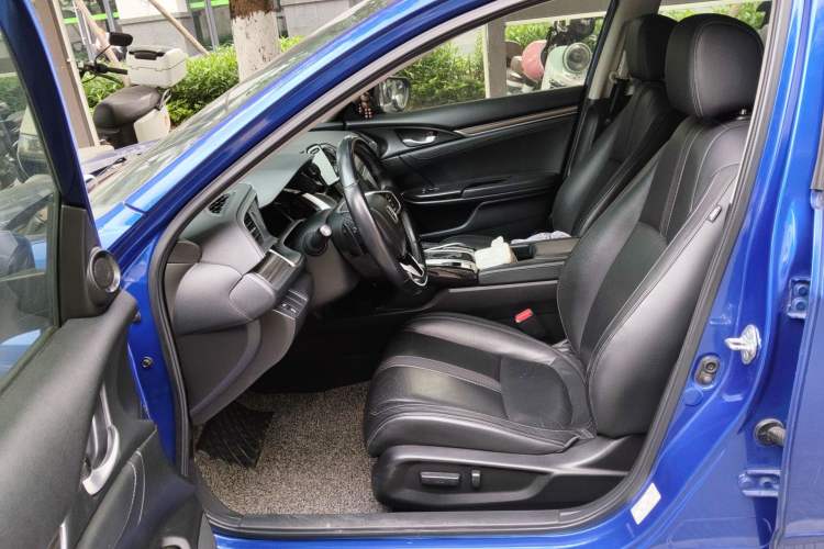 Used Honda Civic 2019 220TURBO CVT Power Edition China VI Emission Standard Left Front Seat