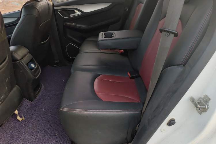 Used Baojun 560 2016 1.8L Manual Comfort Edition