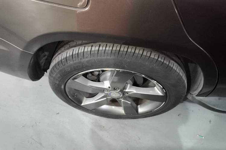 Used Mercedes-Benz GLK-Class 2013 GLK 300 4MATIC Dynamic Sunroof Model