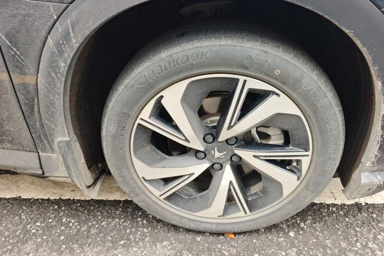 Used ARCFOX Alpha T5 2024 520 MAX Right Front Wheel Hub