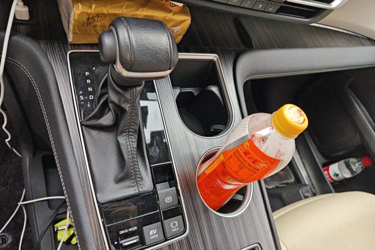 Used Toyota Sienna 2023 2.5L Hybrid Ultimate Edition