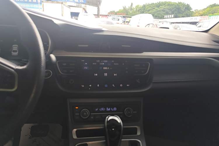 Used Geely Auto Emgrand 2018 1.5L CVT Upward Connect Edition