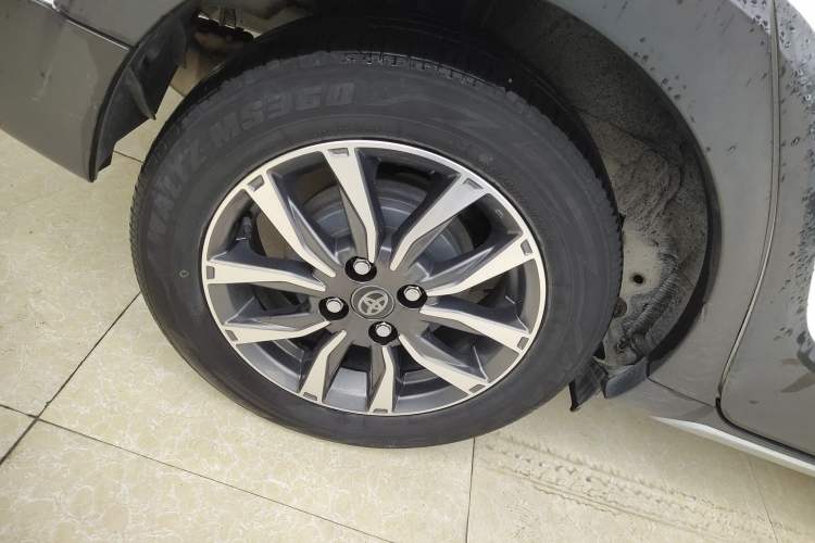 Used Toyota YARiS L Zhi Xuan 2022 X-Trail 1.5L CVT Luxury PLUS Edition
