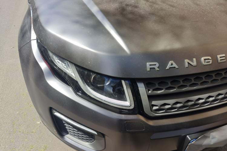 Used Land Rover Range Evoque 2017 2.0T SE Smart Glow Edition
