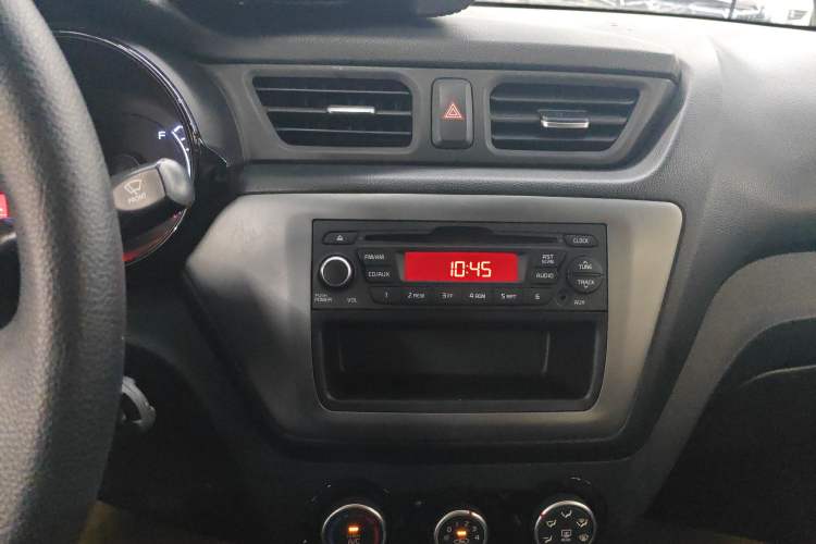 Used Kia K2 2015 Sedan 1.4L MT GLS