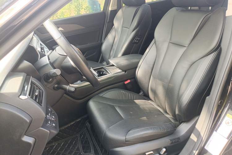 Used Hongqi H5 2020 1.8T Automatic Smart Connect Flagship Edition Left Front Seat