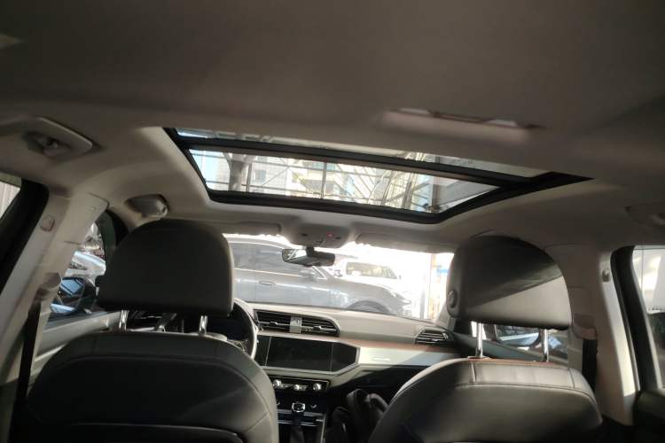 Used Audi Q3 2019 40 TFSI Fashionable and Elegant Model