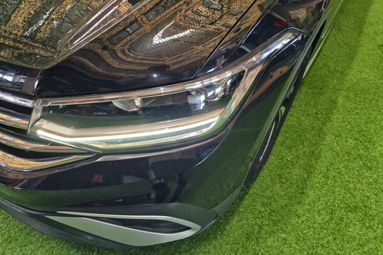 Used Volkswagen Tiguan L 2022 330TSI Automatic Two-Wheel Drive Smart Edition Left Front Headlight