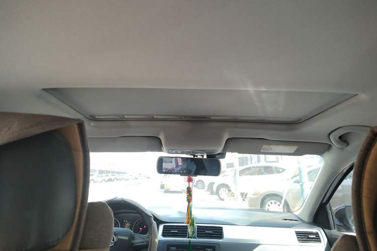 Used Skoda Rapid Spaceback 2014 1.6L Manual Enjoyment Edition
