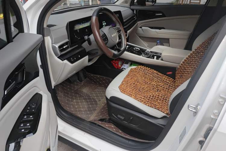 Used Kia Sportage (Chinese Domestic Model) 2023 1.5T Two-Wheel Drive Prestige Edition Interior 3