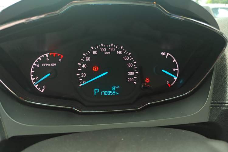 Used Ford Escort 2015 1.5L Automatic Fashion Model
