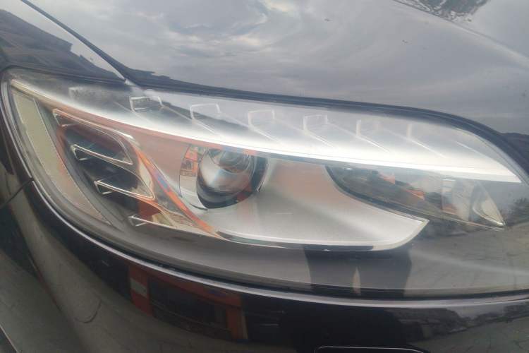 Used Audi Q7 2014 35 TFSI Sport Edition Right Front Headlight