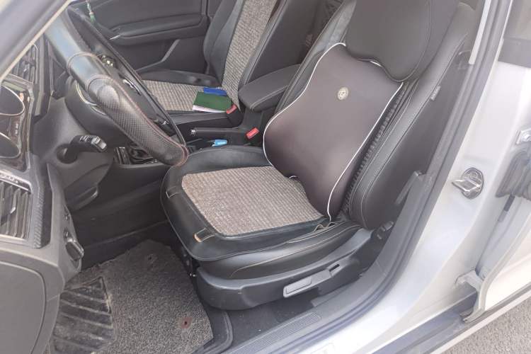 Used Volkswagen C-TREK 2018 230TSI DSG Comfort Model Left Front Seat