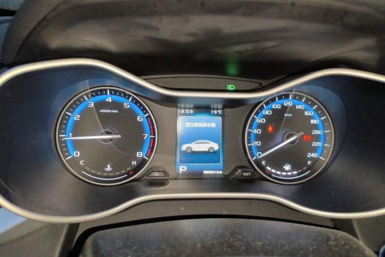 Used Geely Auto Emgrand 2019 Leading Edition 1.5L CVT Luxury Model China VI Standard Instrument Cluster