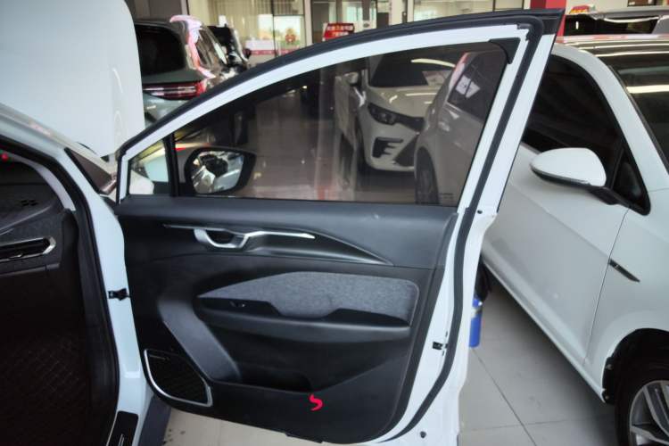 Used Geometry C 2022 Blueberry C400