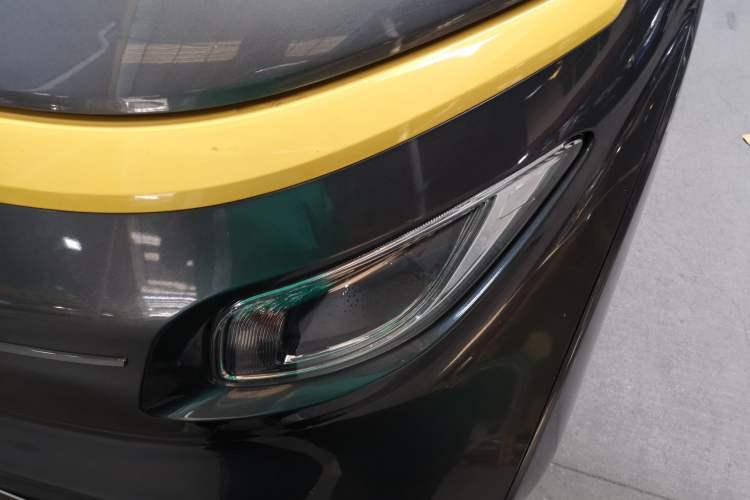 Used Wuling NAMMIEV 2021 Playful Model – High-Power Version Left Front Headlight