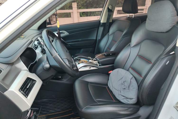 Used Geely Auto Emgrand X7 Sport 2020 1.8TD DCT Two-Wheel Drive Smart Connect 4G-Enabled Version Left Front Seat