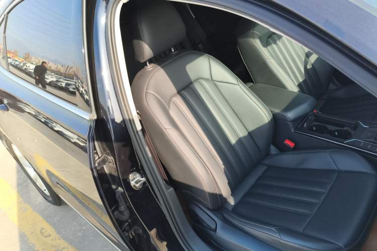 Used Volkswagen Passat 2020 Revised Version 280TSI Business Edition China VI Standard
