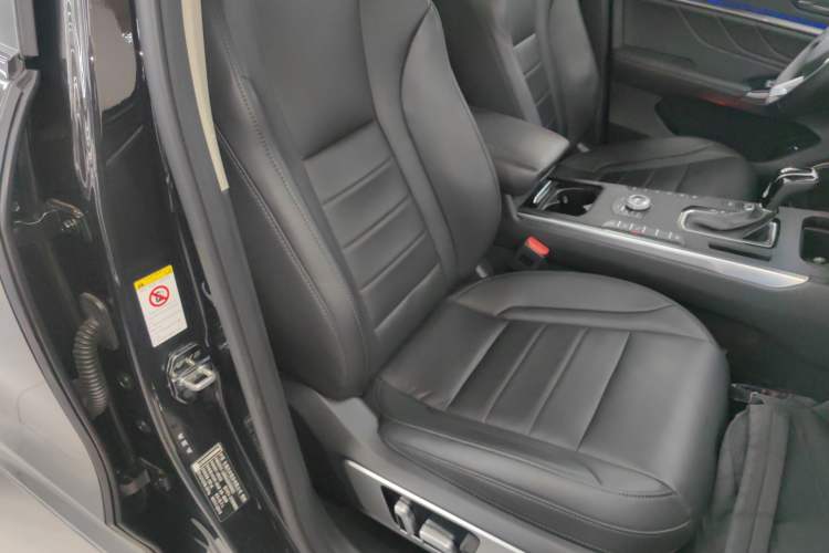 Used Wey VV5 2017 2.0T Ultra-Luxury Version