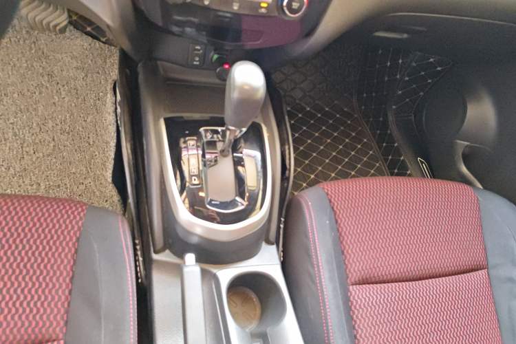 Used Nissan Qashqai 2016 2.0L CVT Elite Edition
