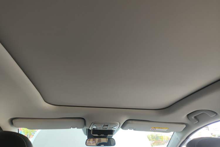 Used GAC Trumpchi M6 2023 PRO 270T DCT Luxury Edition Headliner